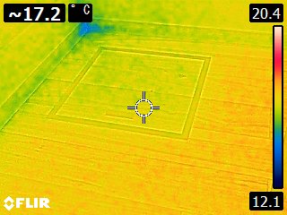 基礎断熱による床の温度上昇をサーモカメラで確認